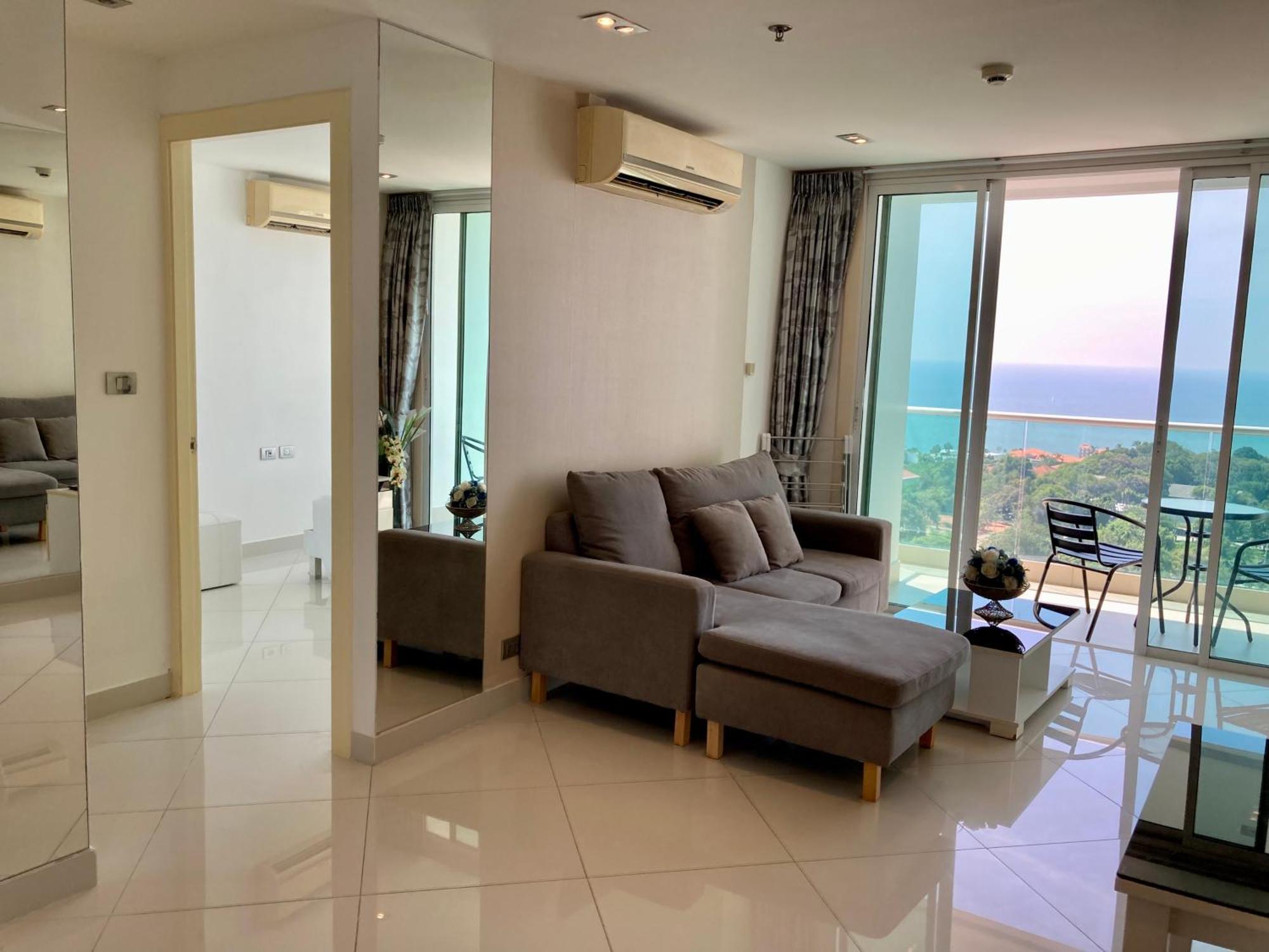 The View Cosy Beach By Pattaya Sunny Rentals Rom bilde